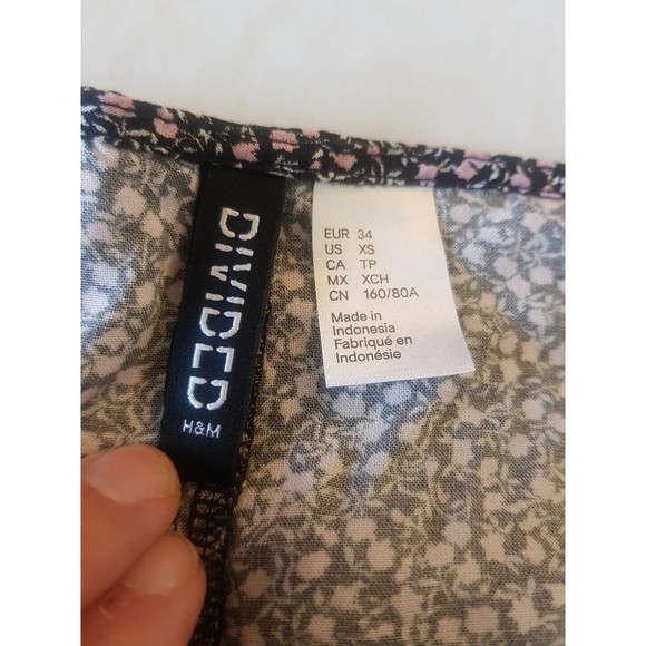 Divided By H&M Womens Dress Size XS Floral Mini Short Zipper 90's Y2k V Neckline - Picture 8 of 12